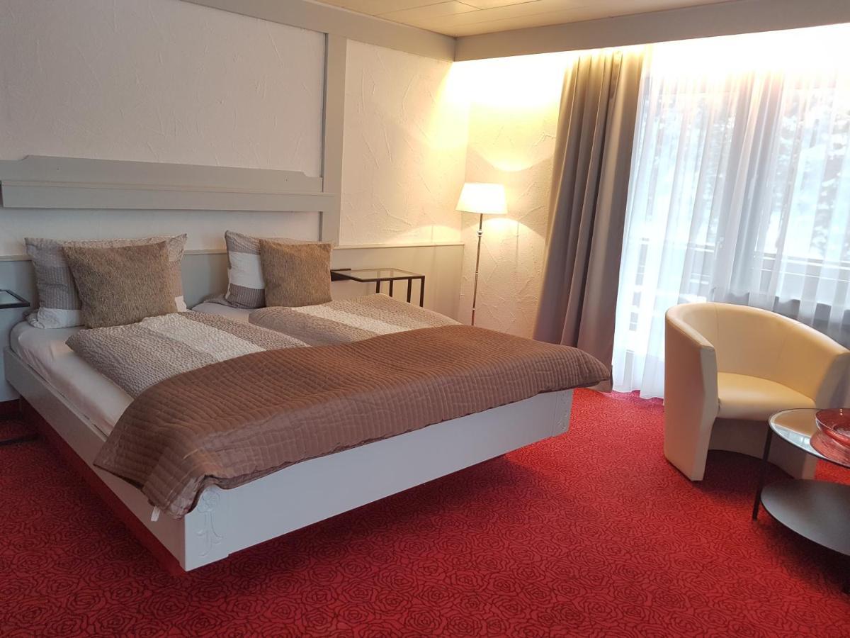 פרוידנשטאדט Hotel Restaurant Kniebishoehe מראה חיצוני תמונה