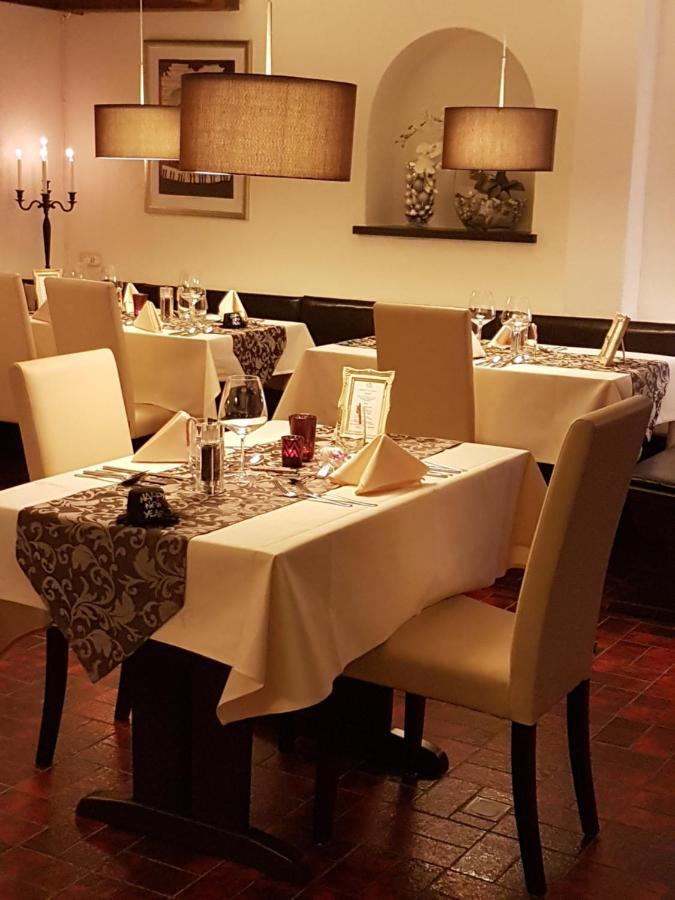 פרוידנשטאדט Hotel Restaurant Kniebishoehe מראה חיצוני תמונה