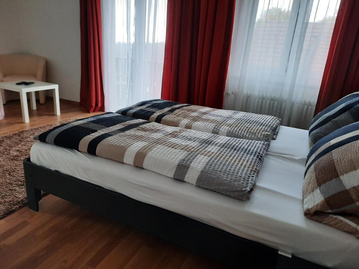 פרוידנשטאדט Hotel Restaurant Kniebishoehe מראה חיצוני תמונה