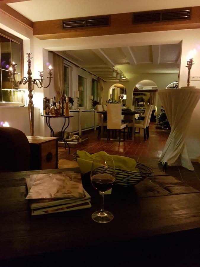 פרוידנשטאדט Hotel Restaurant Kniebishoehe מראה חיצוני תמונה