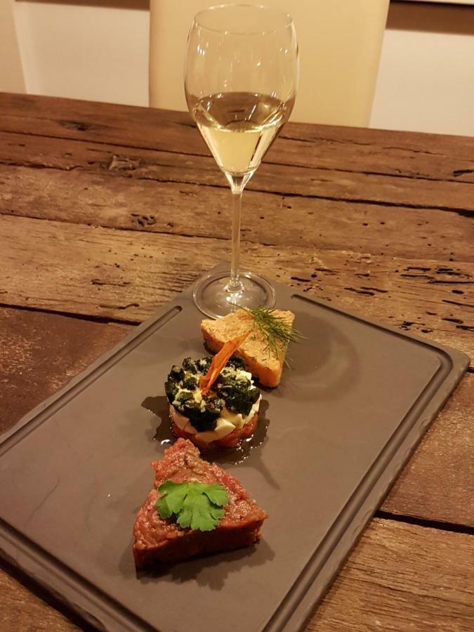 פרוידנשטאדט Hotel Restaurant Kniebishoehe מראה חיצוני תמונה
